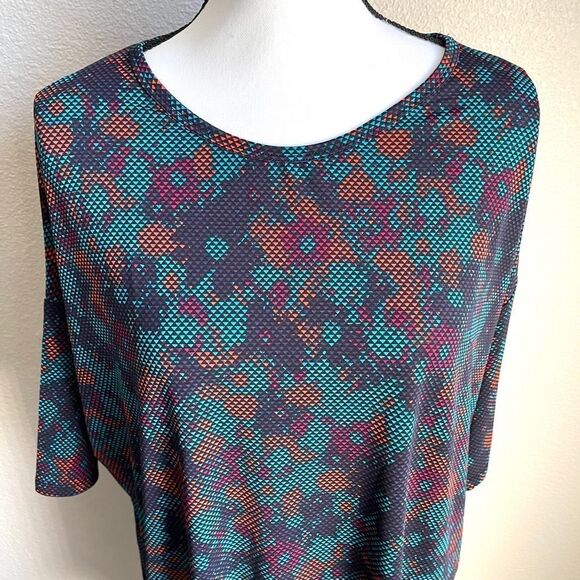 Lularoe Irma Tunic  - Picture 3 of 7